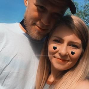 Meet your Posher, Leeann